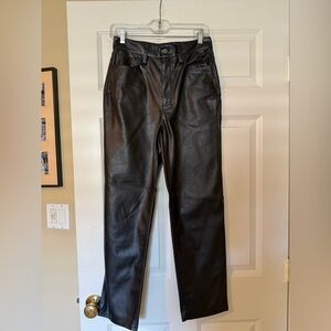 Madewell’s Perfect Vintage Straight Leg Jeans - Leather